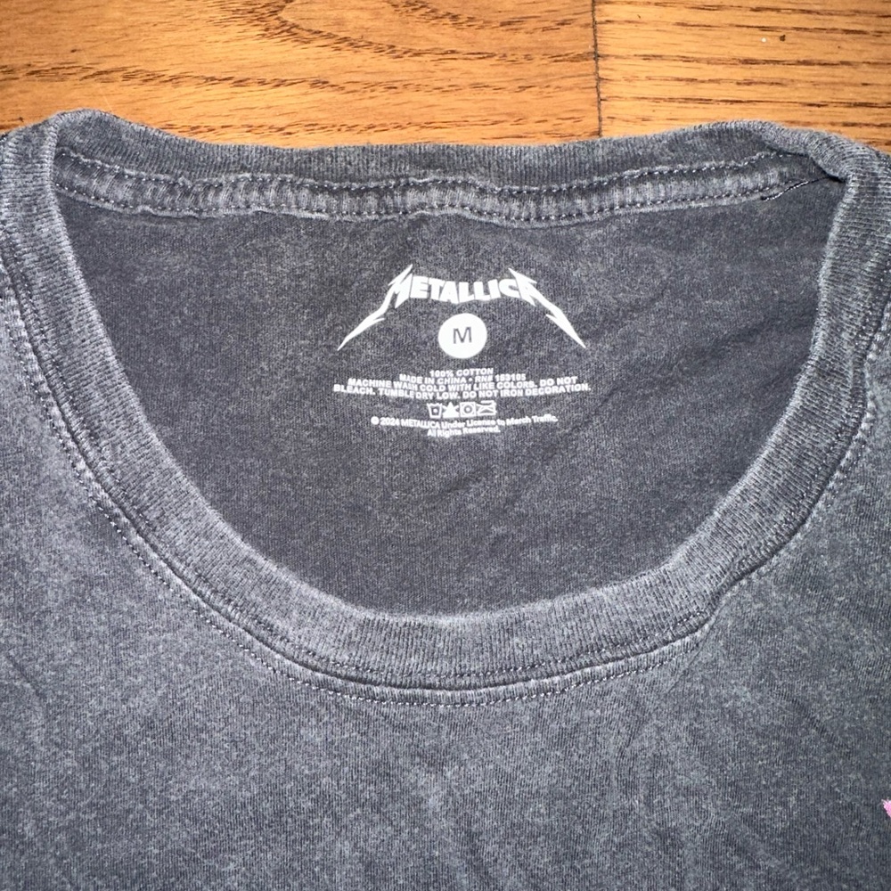 Metallica shirt - Picture 2 of 3